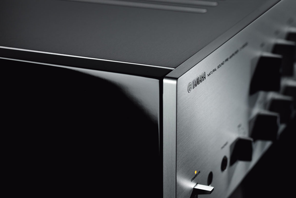 Yamaha C5000 Flagship Hi-Fi Pre-amplifier