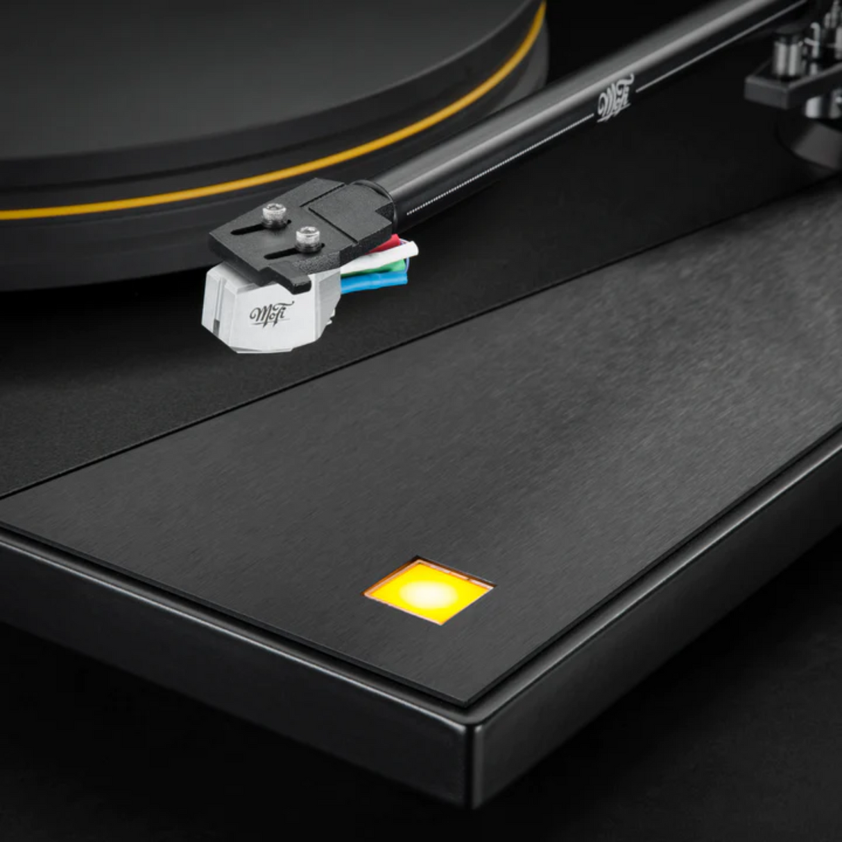 MoFi UltraDeck Turntable