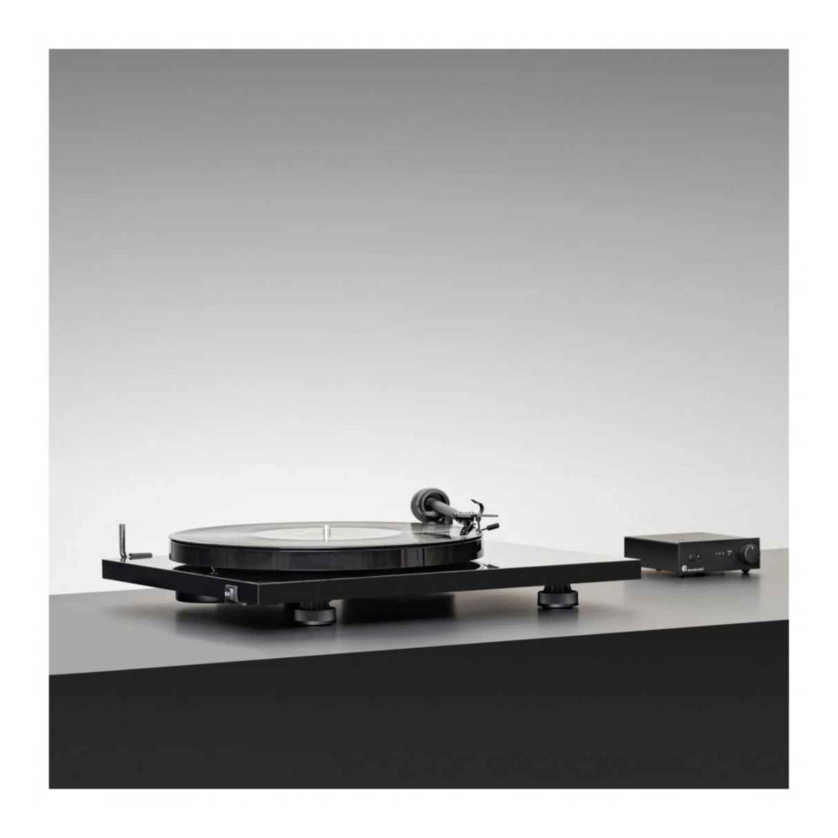 Pro-Ject E1 Bluetooth Turntable