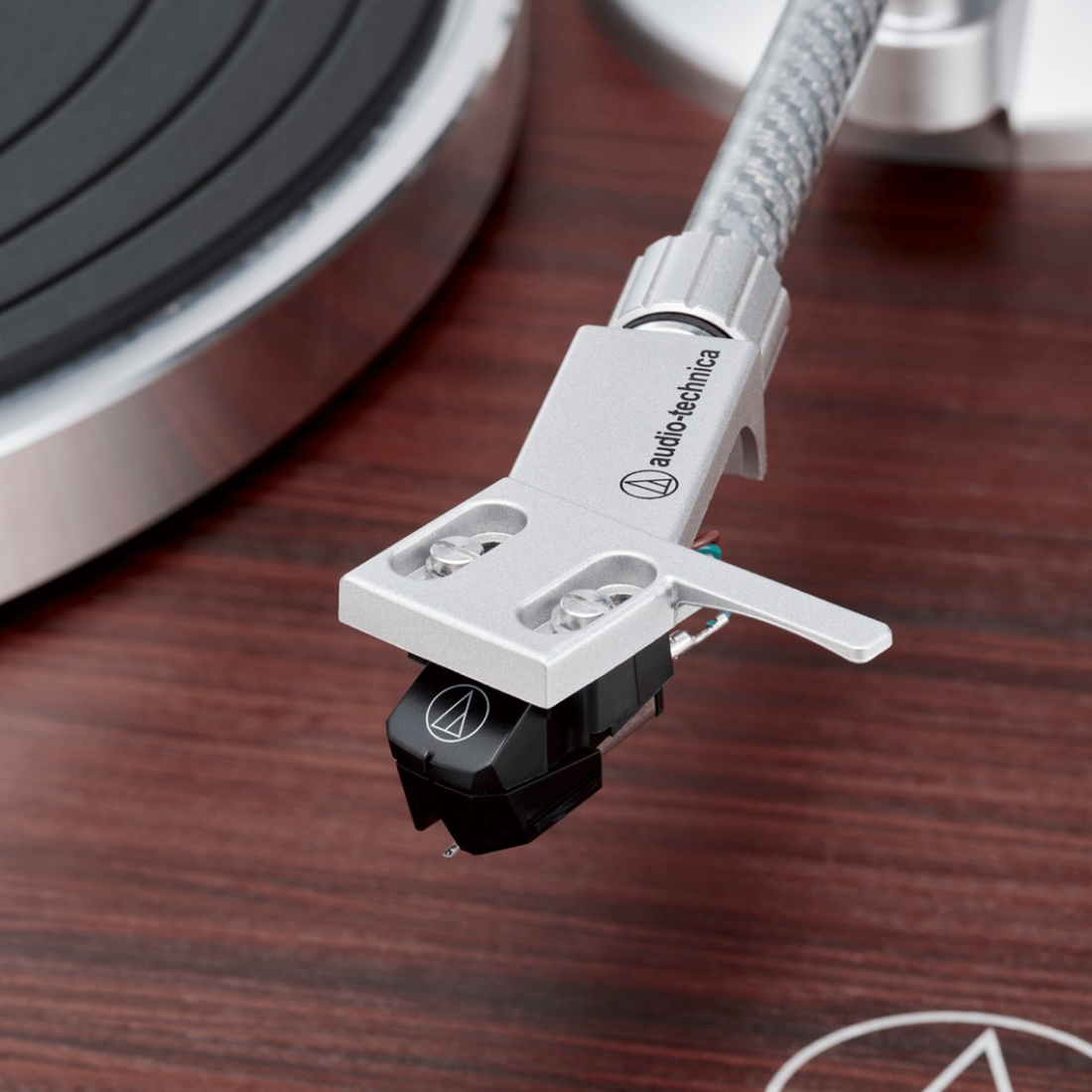 Audio Technica AT-LPW50BTRW Bluetooth Manual Belt-Drive Turntable