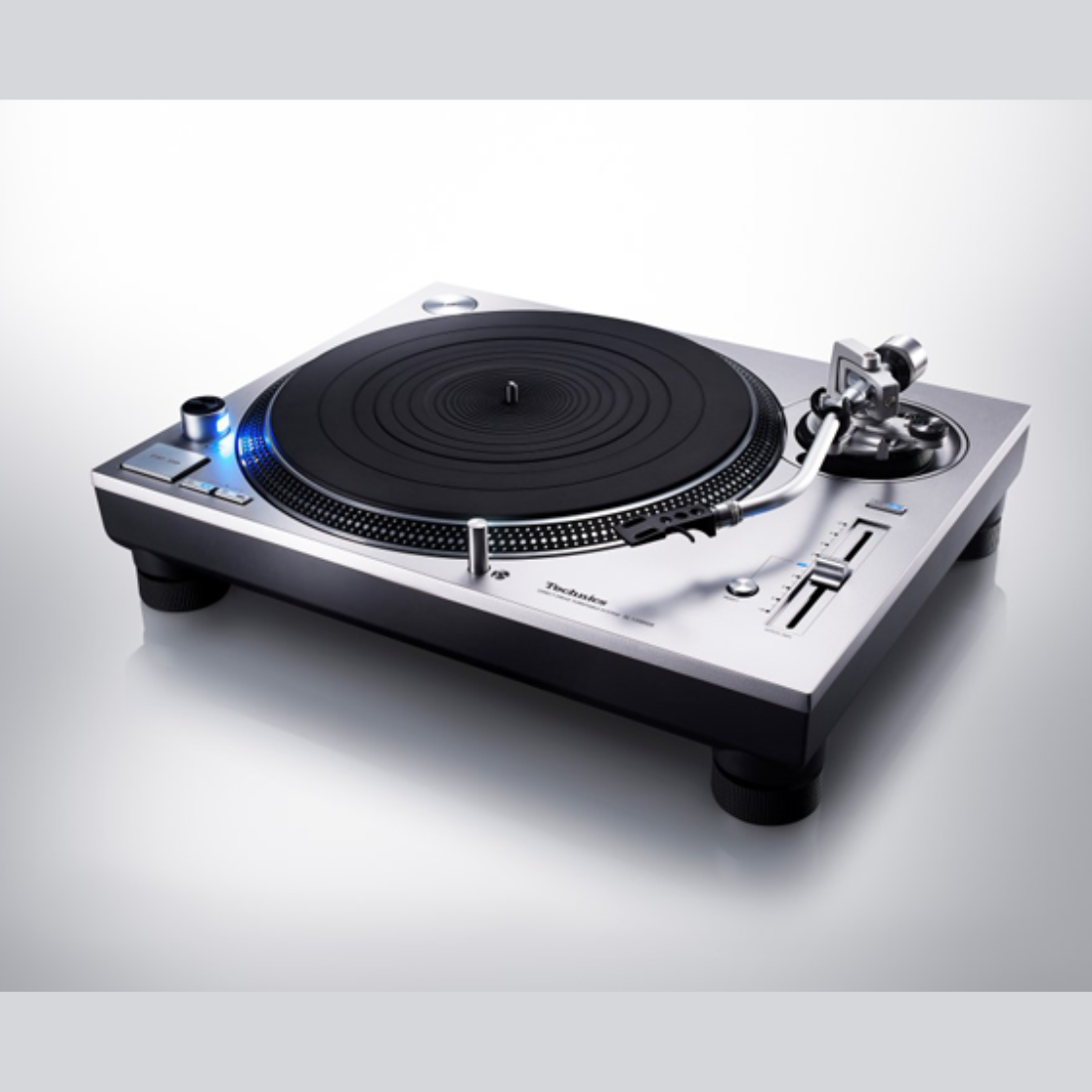 Technics SL-1200GR Direct-Drive Turntable